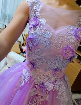 Maturitní/plesové šaty světle fialové - 2