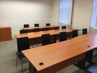 Kompletní kancelářský set, školící místnost + 20ks židlí - 2