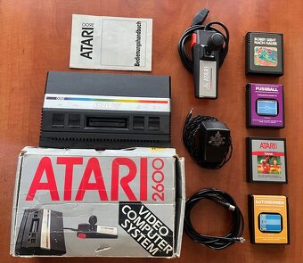 ATARI 2600 (historická herní konzole) - 2