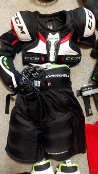 Hokejová výstroj pro 6-7 let - 2