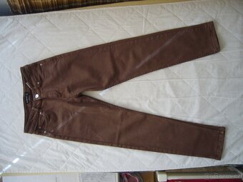 Prodám dvoje hnědé rifle - 2