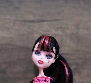 MONSTER HIGH DRACULAURA - 2