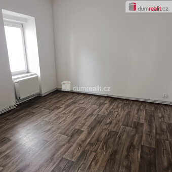 Pronájem bytu 1+1 po rekonstrukci, u. Děčínská,  Benešov nad - 2