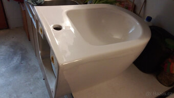 bidet - zánovní - 2