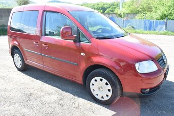 Volkswagen Caddy 1,4 i LIFE PO SERVISU,FAMILY - 2