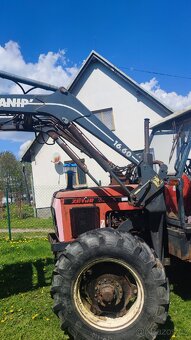 Čelní nakladač na Zetor UŘ1 - 2