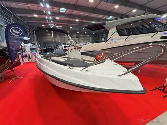 Nový motorový člun Giant 475 Sport+MOTOR - 2