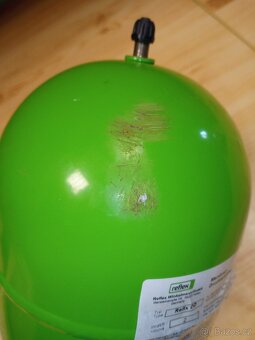 Hydro expanzní nádoba 2L - 2