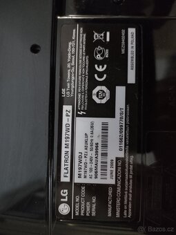 Monitor/TV - s DVB-T tunerem a dalkovym ovladanim - 2