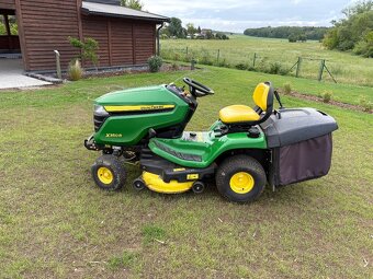 John Deere X350R zahradní traktor - 2