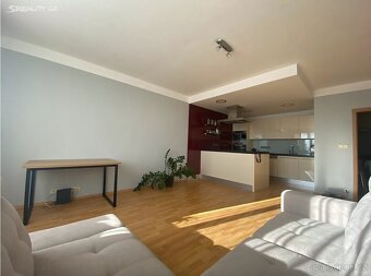 Pronájem bytu 2+kk 72 m² Praha, Na Slatince s garážovým stan - 2
