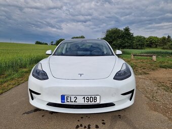 Tesla Model 3 SR Plus, LFP, DPH, v plné záruce, SOH 94% - 2