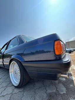 BMW E30 coupe 316i - 2
