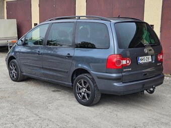 Volkswagen Sharan 2,0 Tdi 7 Miest - 2