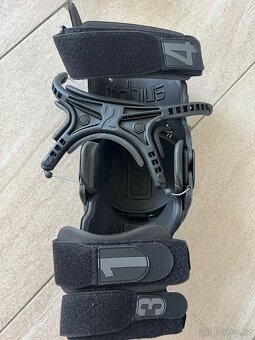 MOBIUS kolenní ortézy X8 - 2