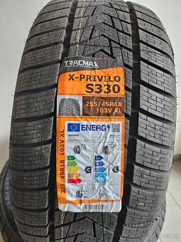 Zimní Pneu 255/45/18 - Nové - 2