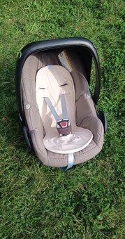 Autosedačka Maxi Cosi - 2