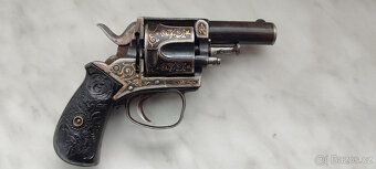 Revolver Continental Bull Dog .45 - M.A. Bascaran - 2