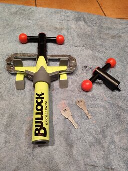 Prodám mechanické zabezpečení pedálů Bullock Excellence - 2