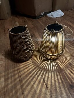 Solární zahradní světlo / dekorace na zahradu - 2