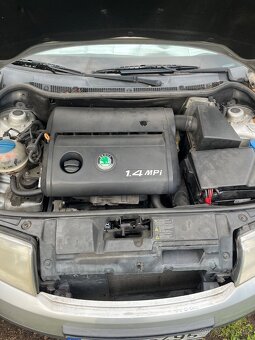 Škoda fabia 1,4 mpi 50 kW v dobrém stavu - 2
