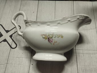 Starý porcelán zdobený, hrnečky vicka - 2
