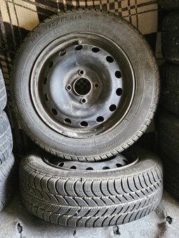Prodám sadu zimních pneu + plechové disky 4.k.175/65.R14 - 2