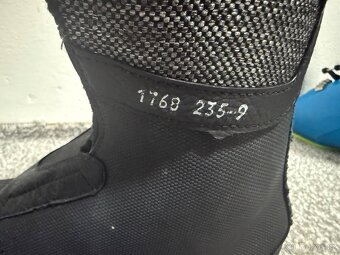 Lyžáky NORDICA 37/38, délka vnitřní stélky 235cm - 2