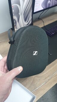 Sennheiser Momentum 4 - 2