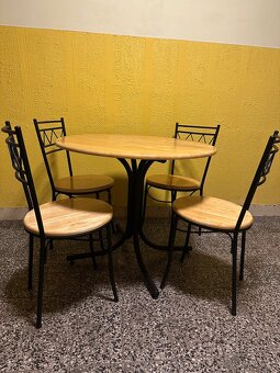 Stůl a 4 židle - 2