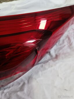 zadní světlo hyundai i40 - 2