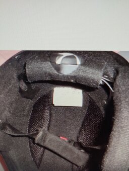 Lyžařská helma a bryle - 2