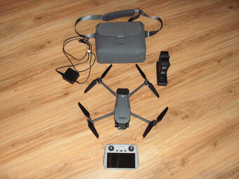 Dron DJI MAVIC 3 PRO COMBO - 2