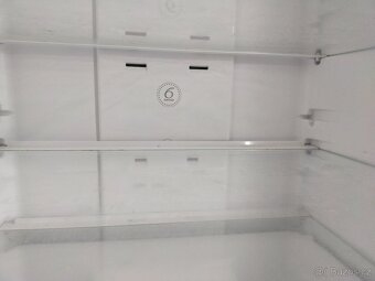 Prodám VELKOU plne funkční lednici zn. WHIRLPOOL-DOVEZU----- - 2