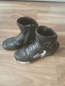 Kotníkové sportovní boty na motocykl - 2