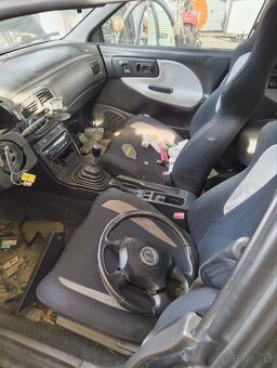 Subaru Impreza kombi. GT paket. - 2