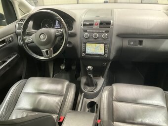 Volkswagen Touran III 2.0 Tdi 103 KW 4/2013 215 tkm BI-XENON - 2