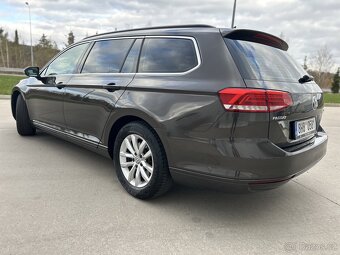 VW Passat 1.6 TDI 88kw - KAMERA NAVI ADAPT. tempomat - 2