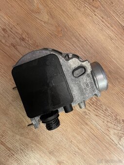 Originální váha vzduchu BMW e30 318iS atd. Bosch 0280202203 - 2