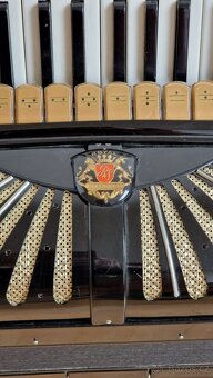 Akordeon harmonika Royal Standart 120 basů - 2