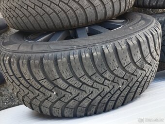 Alu kola Škoda 5x112, obuté zimní 215/60/16 99H ET37 Falken - 2