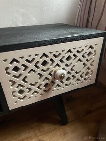 TV stolek - 2