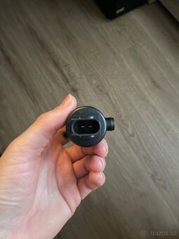 Pumpa ostrikovaču VOLVO 2ks (2 piny) - 2