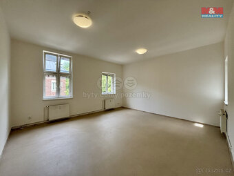 Pronájem bytu 1+1, 45 m², Ostrava, ul. Ruská - 2