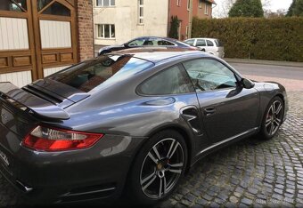 Porsche 911 Turbo 997.1 s legendárním Mezger motorem - 2