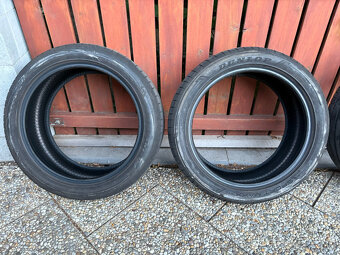 Letní Dunlop 235/45 R18 - 2