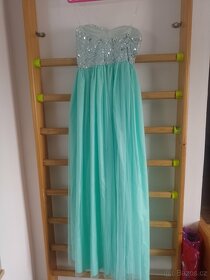 Prodám šaty - 2