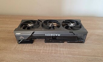 ASUS TUF Gaming Radeon RX 7900 XTX (24 GB) - 2