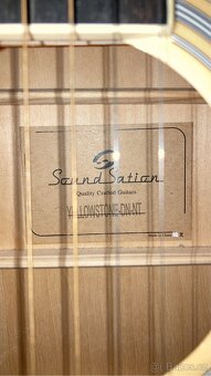 Akustická kytara - 2