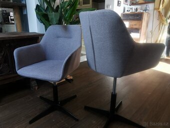 Kancelářské otočné křeslo - 2